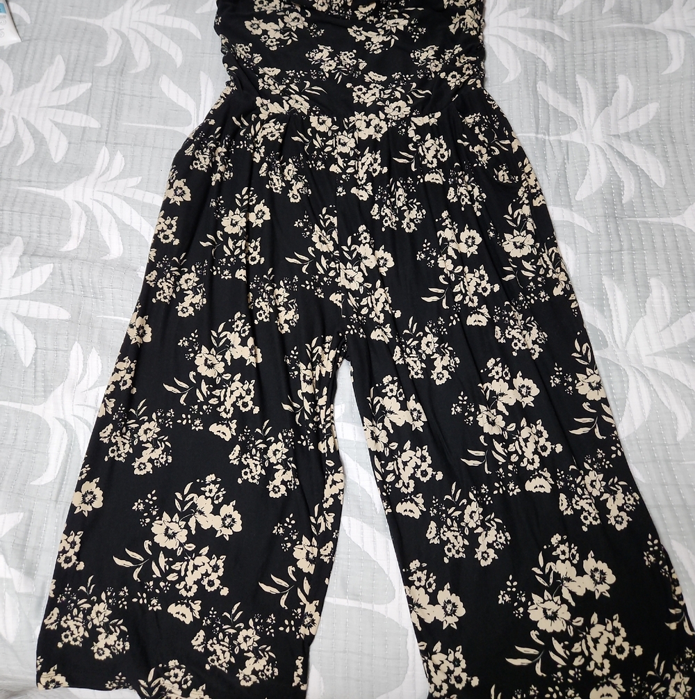 J for Justify Black Jumpsuit with Cream Floral Print 3x